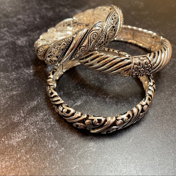 Bangle Trio| Smithsonian Institution Exclusive - Picture 10 of 13